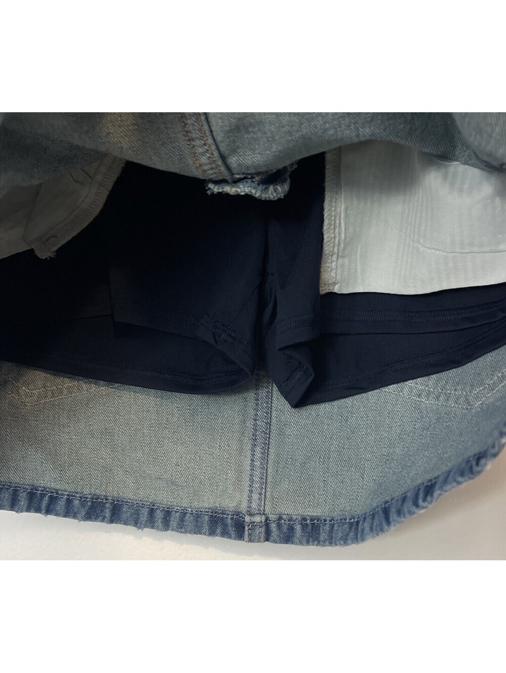 Hollister Womens Size 2 / w26 Denim Jean Mini Skirt W/Built In Shorts NWT! A5088 - Picture 5 of 8